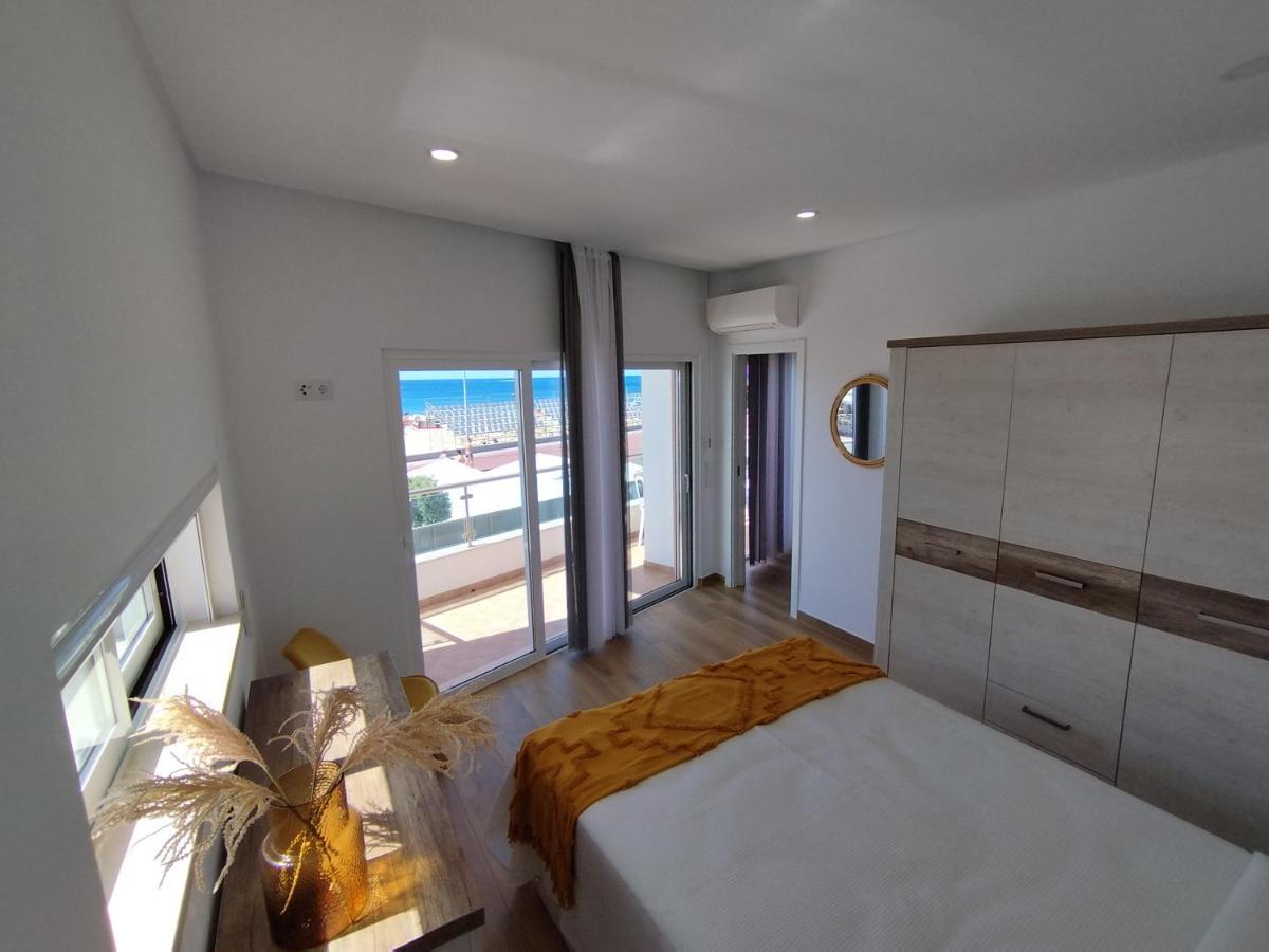 T2 - Praia Pescadores Frente Mar - Casas & Papeis Armação de Pêra Buitenkant foto