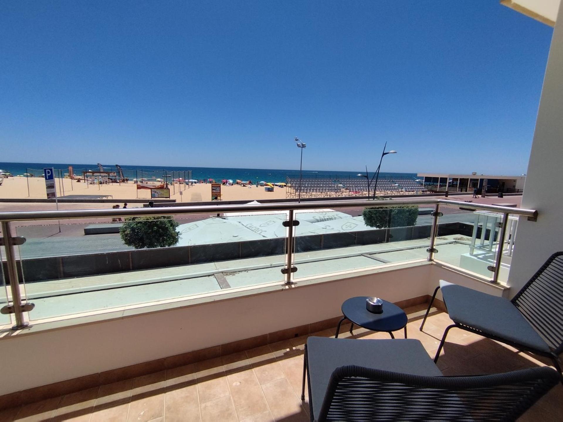 T2 - Praia Pescadores Frente Mar - Casas & Papeis Armação de Pêra Buitenkant foto