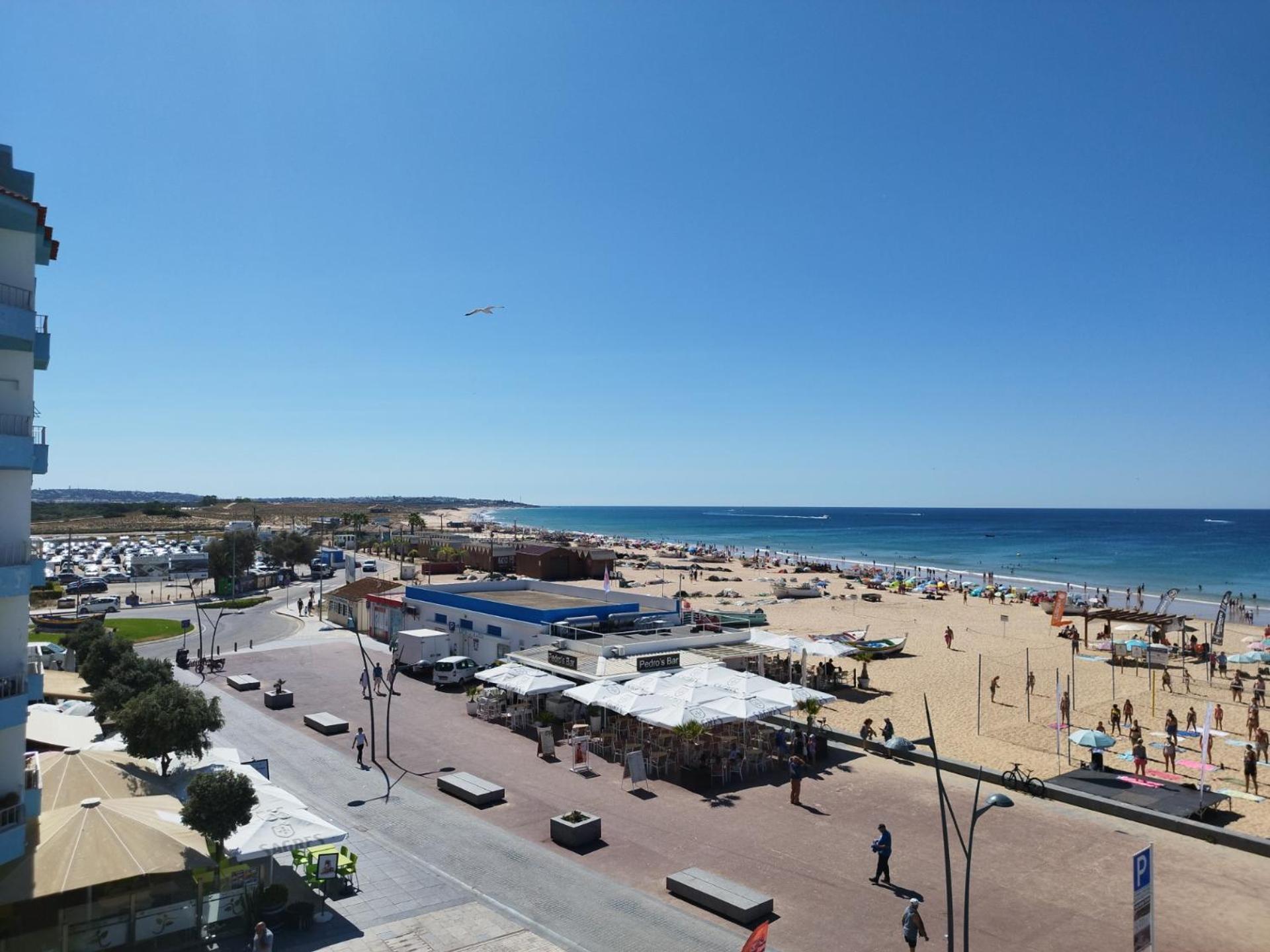 T2 - Praia Pescadores Frente Mar - Casas & Papeis Armação de Pêra Buitenkant foto